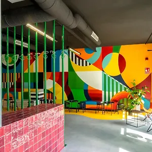 https://hostel-wonder.besthotelstoledo.com